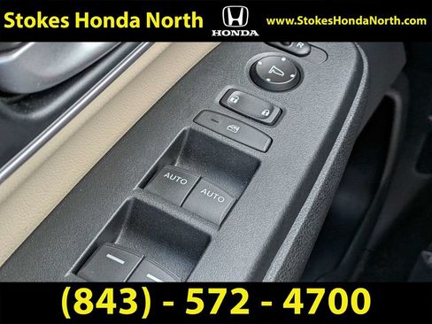 Used 2020 Honda CR-V Touring image 28