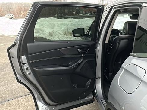 Certified 2022 Acura MDX SH-AWD w/ Advance Package image 21