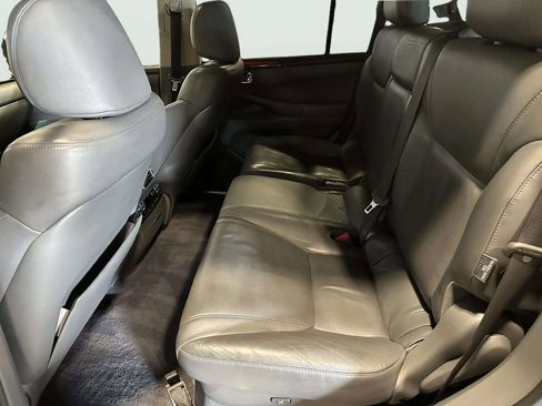 Used 2009 Lexus LX 570 4WD image 17