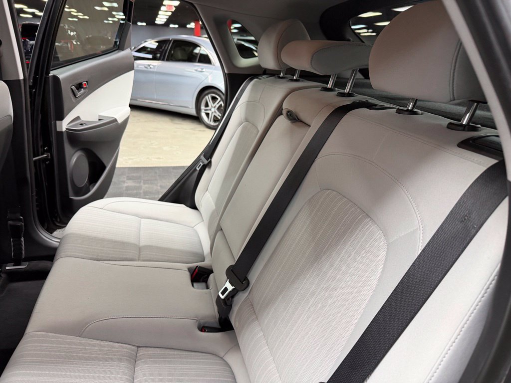 Used 2022 Hyundai Kona SEL w/ Cargo Package FWD image 39
