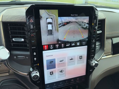 New 2026 RAM 2500 Limited image 25