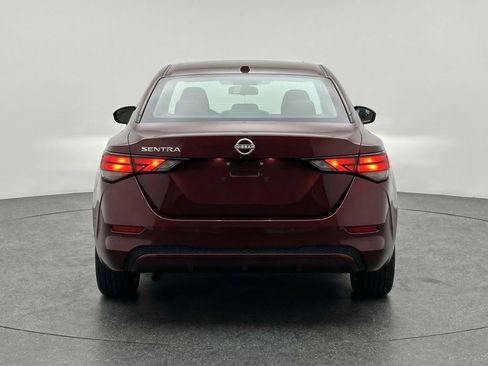 Used 2025 Nissan Sentra SV image 7
