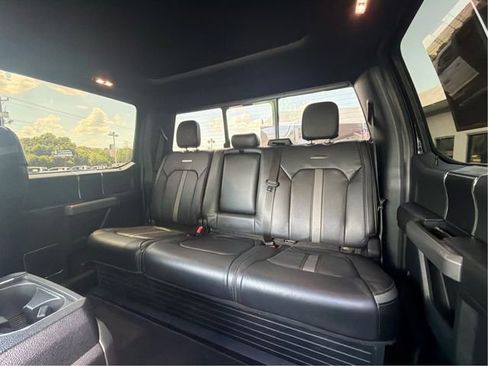 Used 2019 Ford F250 Platinum w/ Platinum Ultimate Package AWD/4WD image 16