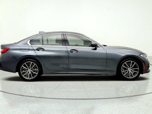 Used 2019 BMW 330i xDrive Sedan w/ Convenience Package AWD/4WD image 4