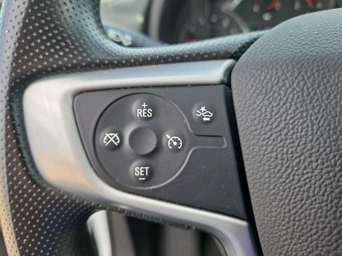 Used 2024 GMC Terrain SLE FWD image 31