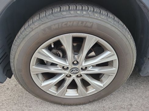 Used 2016 Toyota RAV4 Limited FWD image 6