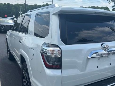 Used 2024 Toyota 4Runner Limited AWD/4WD image 3
