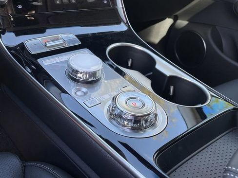 New 2026 Genesis GV70 2.5T AWD/4WD image 33