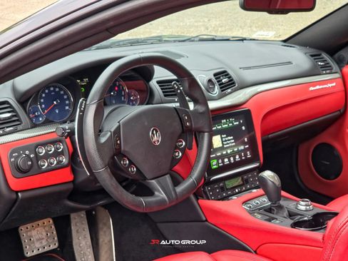 Used 2018 Maserati GranTurismo Sport RWD image 31