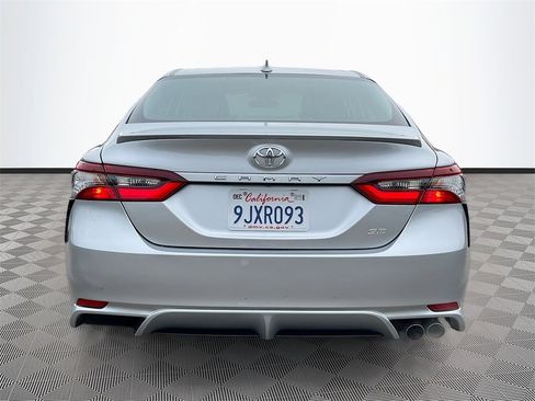 Used 2024 Toyota Camry SE image 6