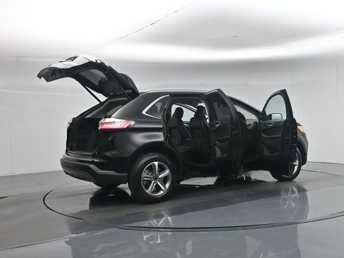 Certified 2023 Ford Edge SEL w/ Convenience Package AWD/4WD image 6