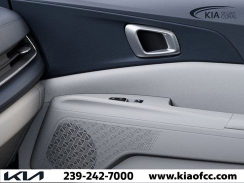 New 2026 Kia Carnival EX image 25