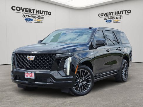 Used 2025 Cadillac Escalade Sport Platinum AWD/4WD image 1