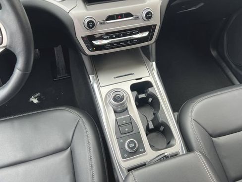 Used 2023 Ford Explorer XLT w/ Equipment Group 202A image 32