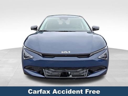 Used 2025 Kia EV6 Wind RWD image 2