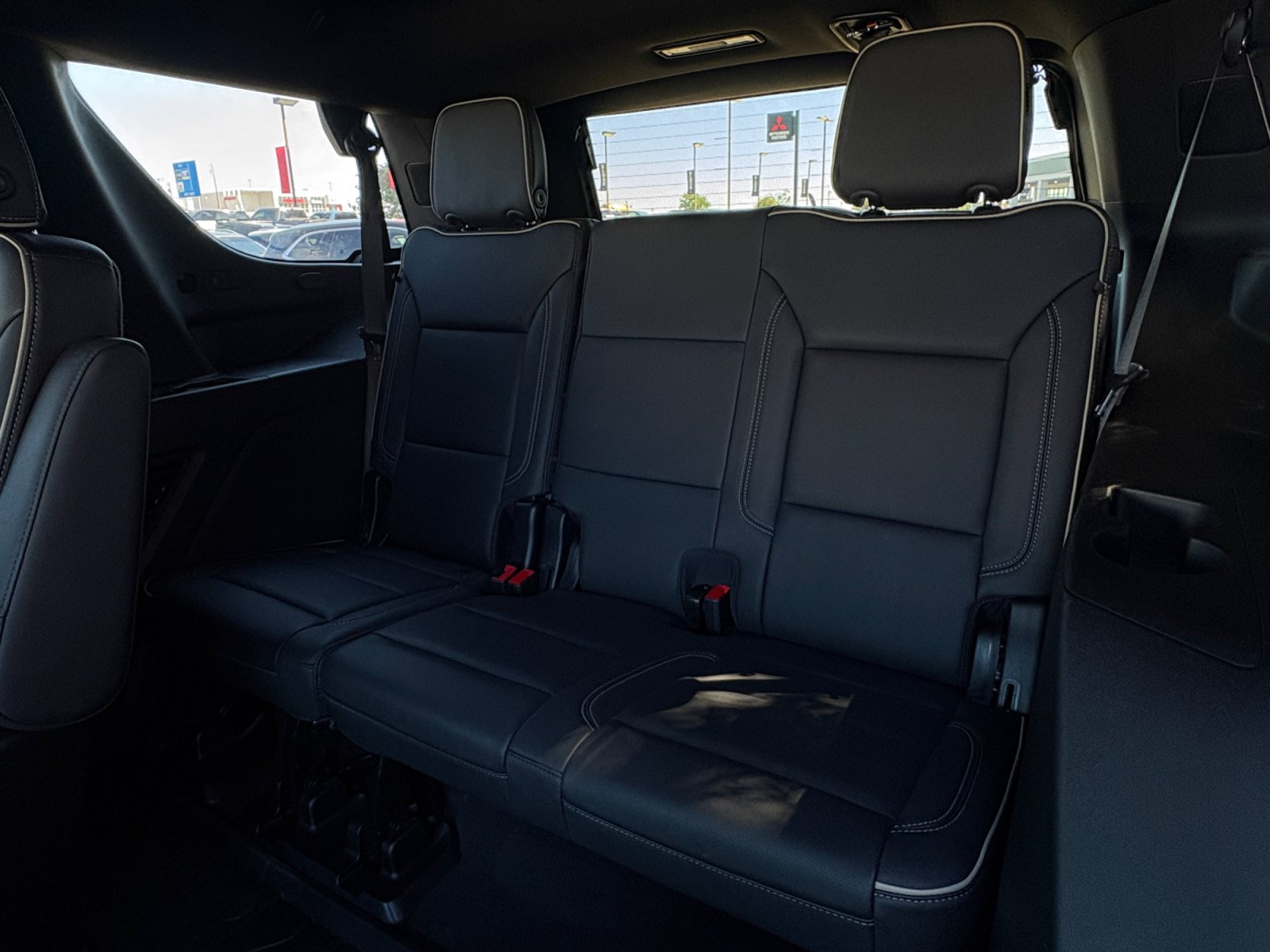 Used 2026 GMC Yukon Elevation w/ Elevation Premium Package AWD/4WD image 24
