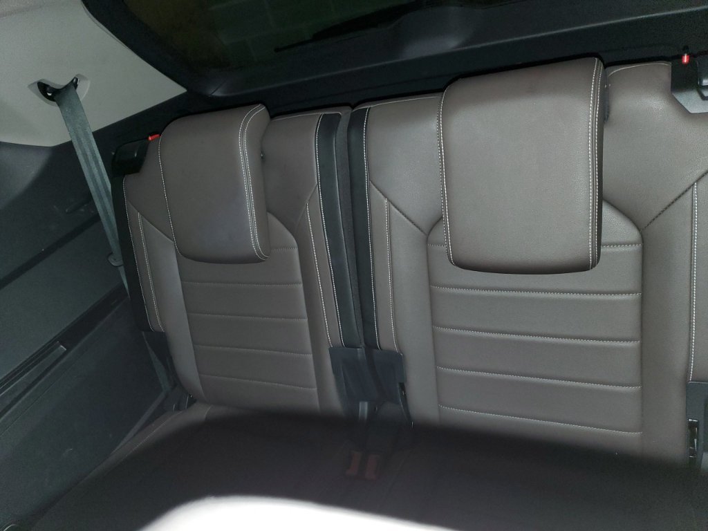 Used 2024 Volkswagen Atlas SEL AWD/4WD image 20