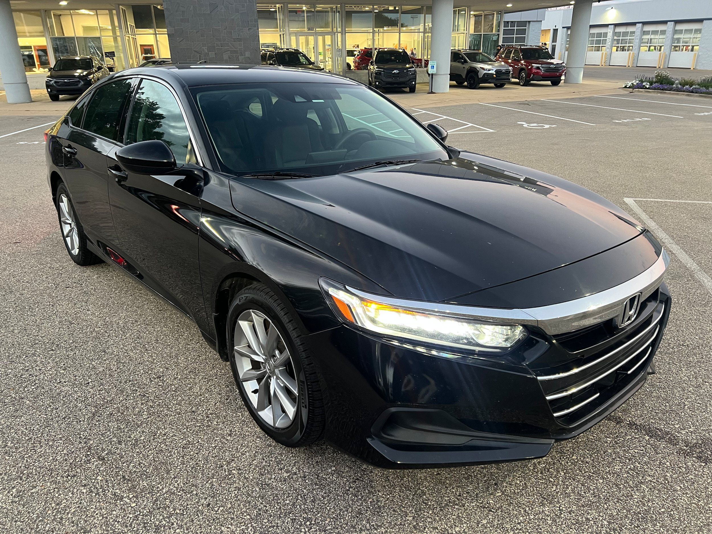 Used 2022 Honda Accord LX image 1
