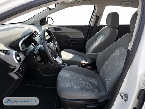 Used 2020 Chevrolet Sonic LT FWD image 7