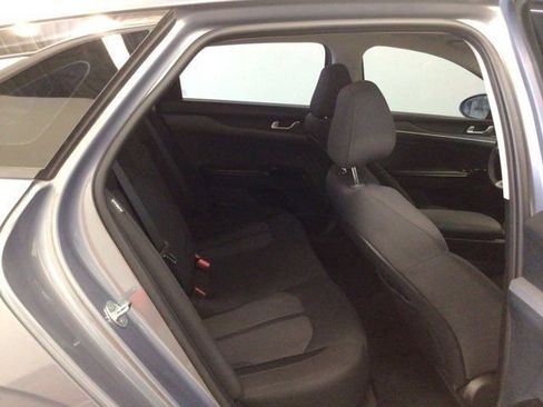 Used 2021 Kia K5 LXS image 8