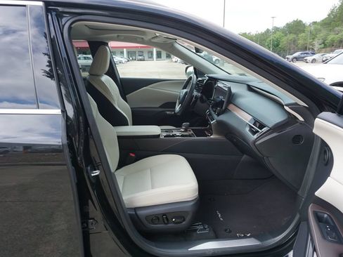 Used 2023 Lexus RX 350 Premium w/ Cold Area Package AWD/4WD image 18
