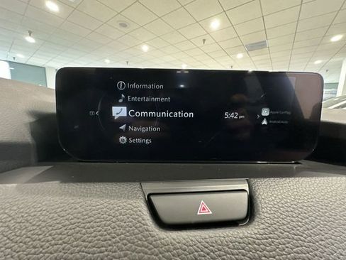 Used 2024 MAZDA CX-90 Plug-In Hybrid w/ Preferred image 22