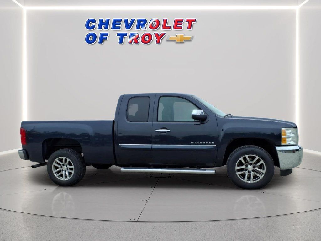 Used 2013 Chevrolet Silverado 1500 LT w/ All-Star Edition RWD image 10