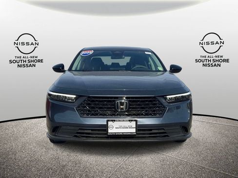 Used 2025 Honda Accord SE image 2