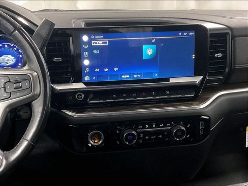 Used 2022 Chevrolet Silverado 1500 LT image 18