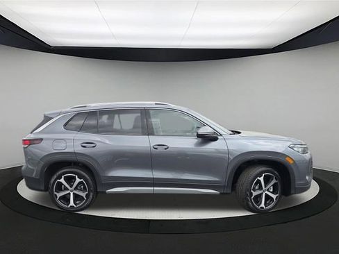 New 2026 Volkswagen Tiguan SE AWD/4WD image 8