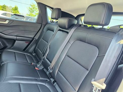 Used 2022 Ford Escape SEL w/ Technology Package AWD/4WD image 30