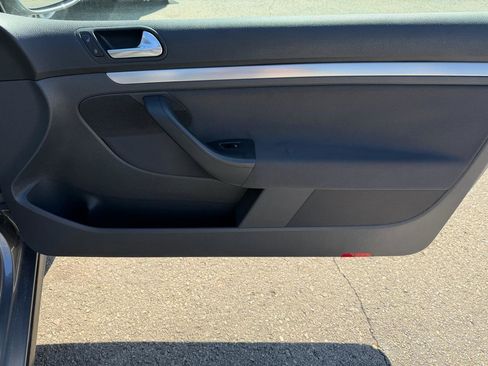 Used 2008 Volkswagen GTI 2-Door FWD image 18