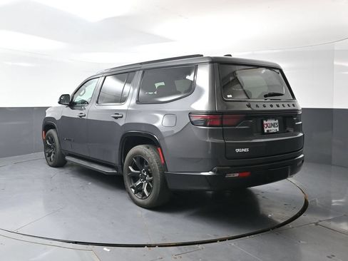 Used 2024 Jeep Wagoneer Series II AWD/4WD image 12