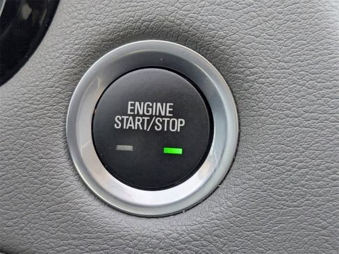 Certified 2022 Cadillac XT5 Premium Luxury image 33