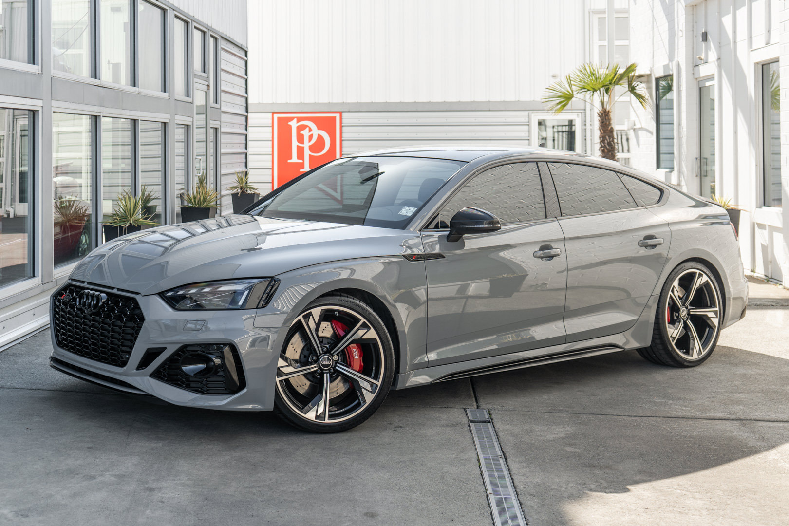 Used 2023 Audi RS 5 Sportback AWD/4WD image 2