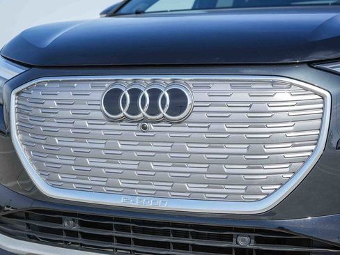 Used 2023 Audi Q4 e-tron Premium Plus w/ Premium Plus image 6