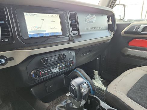 Used 2022 Ford Bronco Wildtrak AWD/4WD image 20