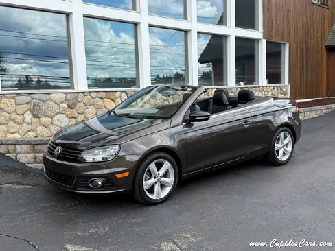 Used 2012 Volkswagen Eos Lux image 11