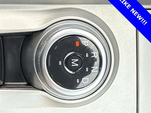 Used 2021 Ford Explorer King Ranch w/ Premium Technology Package image 19