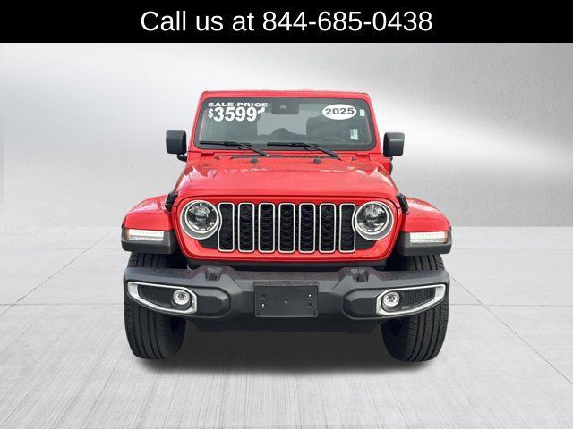 Certified 2025 Jeep Wrangler Unlimited Sahara w/ Safety Group AWD/4WD image 2