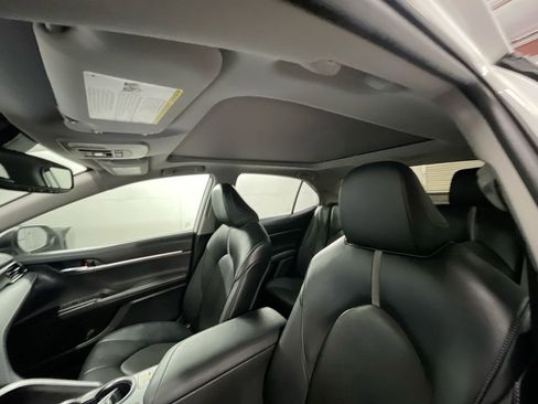 Used 2023 Toyota Camry XSE image 18