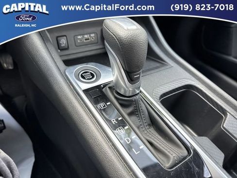 Used 2025 Nissan Sentra SV image 28