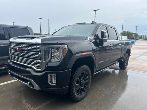 Used 2021 GMC Sierra 2500 Denali w/ Denali Black Diamond Edition AWD/4WD image 1