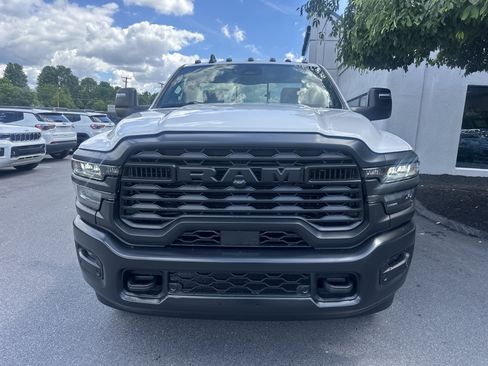New 2026 RAM 2500 Tradesman AWD/4WD image 9