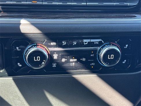 New 2026 GMC Sierra 1500 Elevation image 19