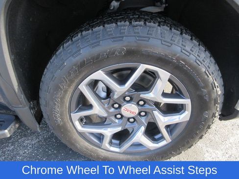 Certified 2023 GMC Sierra 1500 SLT w/ SLT Premium Package image 9