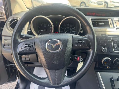 Used 2013 MAZDA MAZDA5 Sport FWD image 14