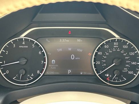 Used 2016 Nissan Murano Platinum w/ Platinum Technology Package FWD image 25