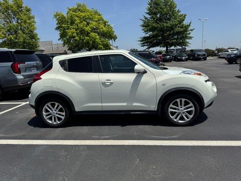 Used 2012 Nissan Juke SL AWD/4WD image 2