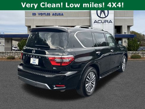 Used 2024 Nissan Armada SL w/ Captain's Chairs Package image 5